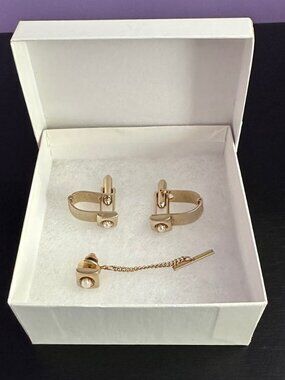 Vintage gold and pearl cufflinks and matching tie tack
